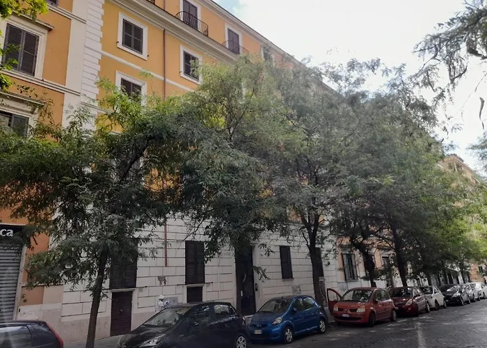 Arthouse Termini Pensión Roma